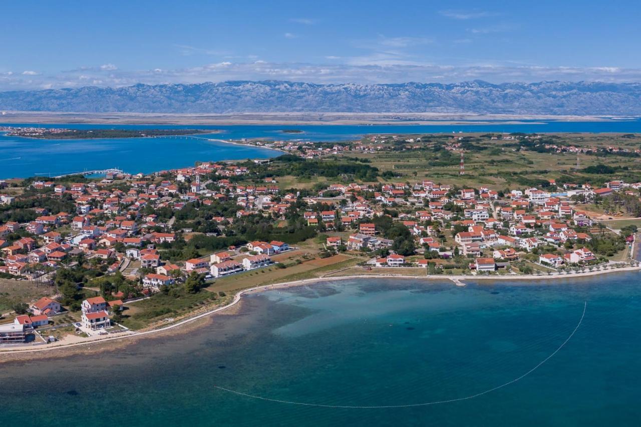 Beachfront Reiterer Villa V2 With Seaview 30 Meters From The Beach - Crowonder Luxury Rent Privlaka  Extérieur photo
