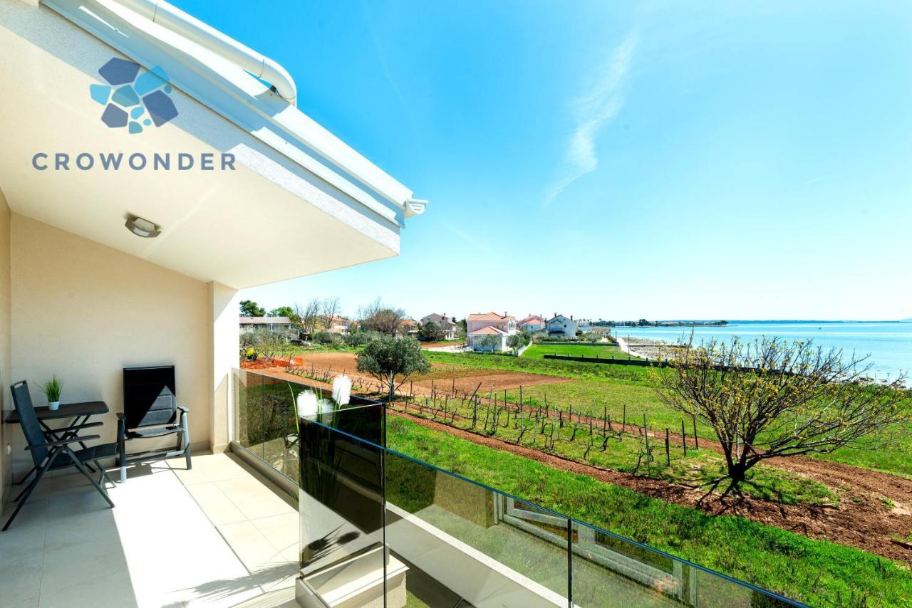 Beachfront Reiterer Villa V2 With Seaview 30 Meters From The Beach - Crowonder Luxury Rent Privlaka  Extérieur photo